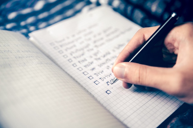 To-do list to organize your day.
