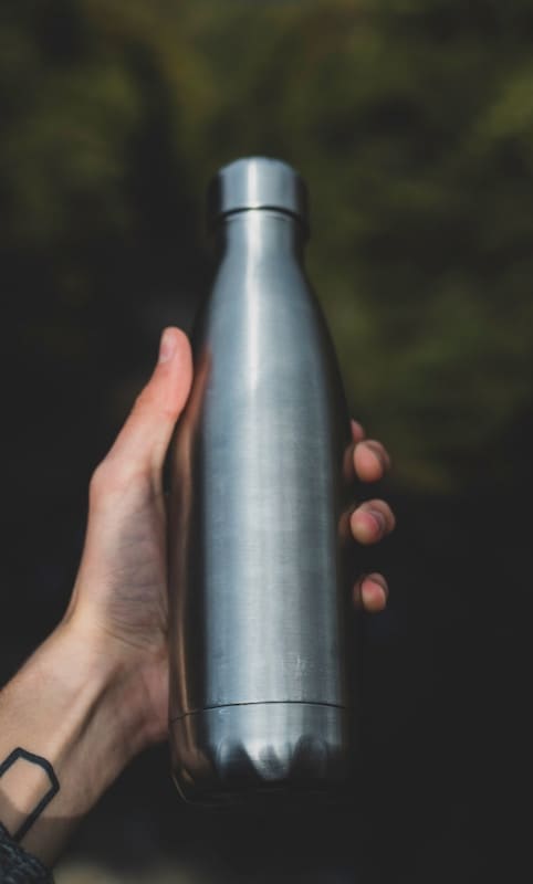 Botella reutilizable de aluminio