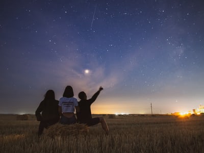 Can Shooting Stars Really Make Your Wishes Come True? - Curiosify